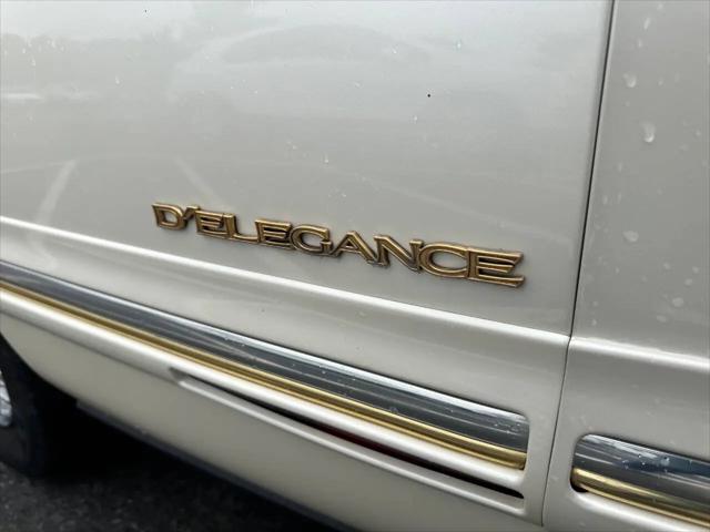 1998 Cadillac DeVille d'Elegance