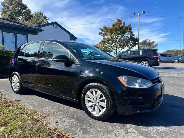 2015 Volkswagen Golf TSI S 4-Door