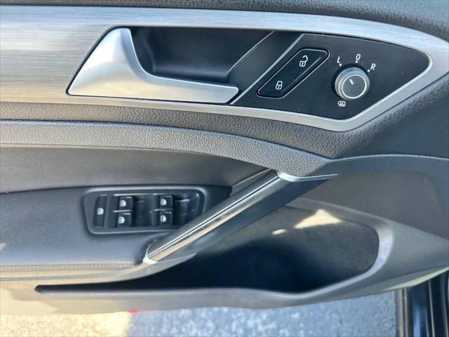 2015 Volkswagen Golf TSI S 4-Door