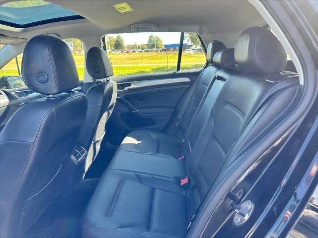 2015 Volkswagen Golf TSI S 4-Door
