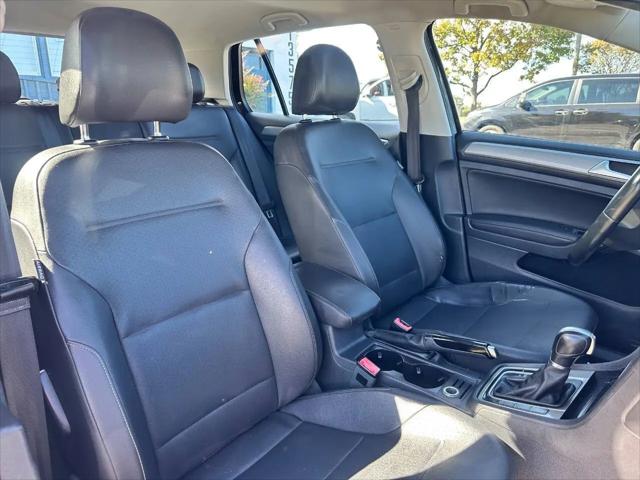 2015 Volkswagen Golf TSI S 4-Door