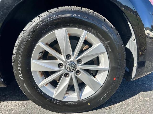 2015 Volkswagen Golf TSI S 4-Door