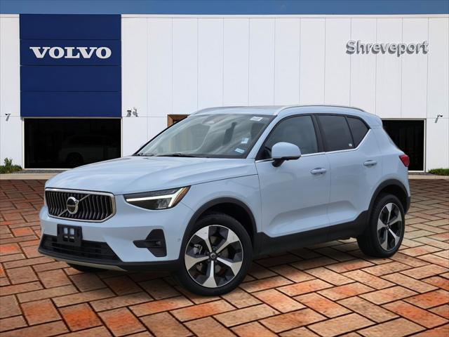 2024 Volvo XC40 B5 Plus Bright Theme 2024 Volvo XC40 B5 Plus Bright Theme