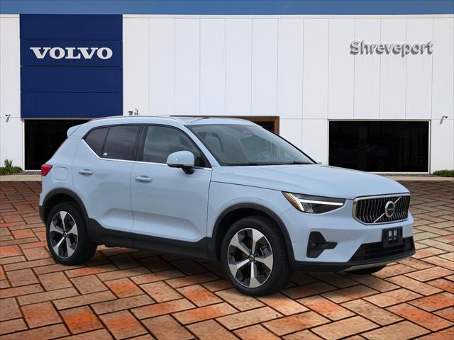 2024 Volvo XC40 B5 Plus Bright Theme 2024 Volvo XC40 B5 Plus Bright Theme