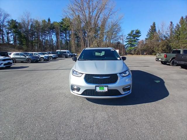 2026 Chrysler Pacifica Limited AWD