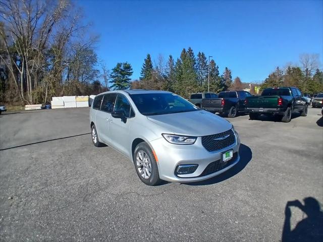 2026 Chrysler Pacifica Limited AWD
