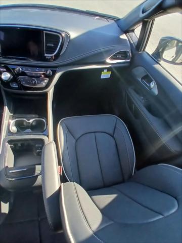 2026 Chrysler Pacifica Limited AWD
