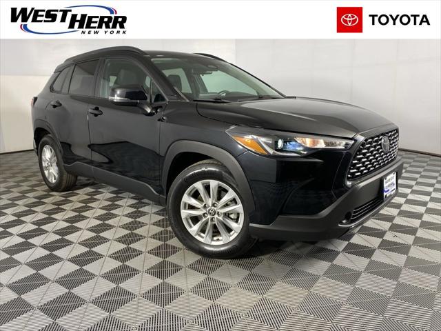 2023 Toyota Corolla Cross LE