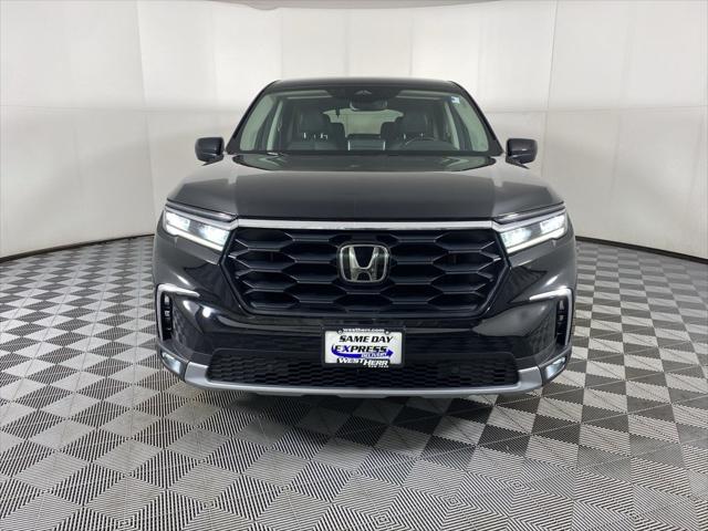 2023 Honda Pilot AWD EX-L 8 Passenger