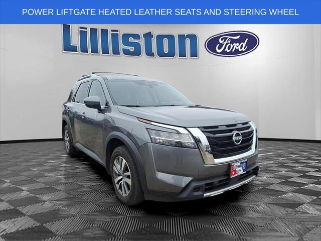 2023 Nissan Pathfinder SL 4WD