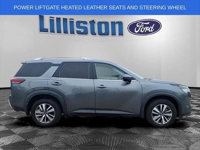 2023 Nissan Pathfinder SL 4WD
