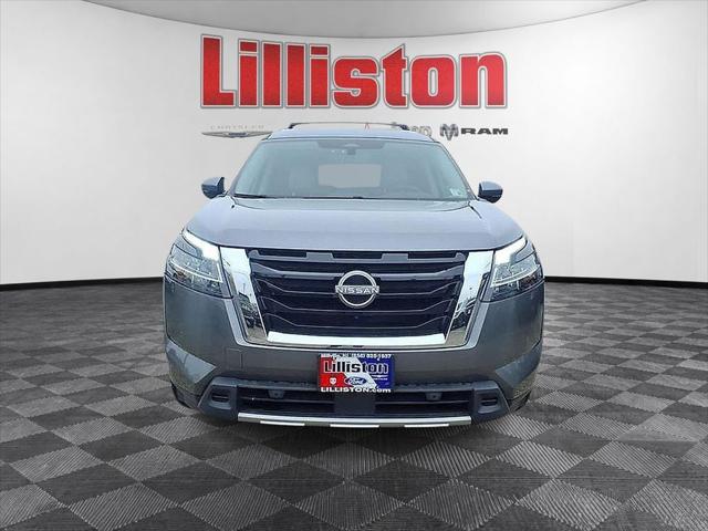 2023 Nissan Pathfinder SL 4WD 2023 Nissan Pathfinder SL 4WD