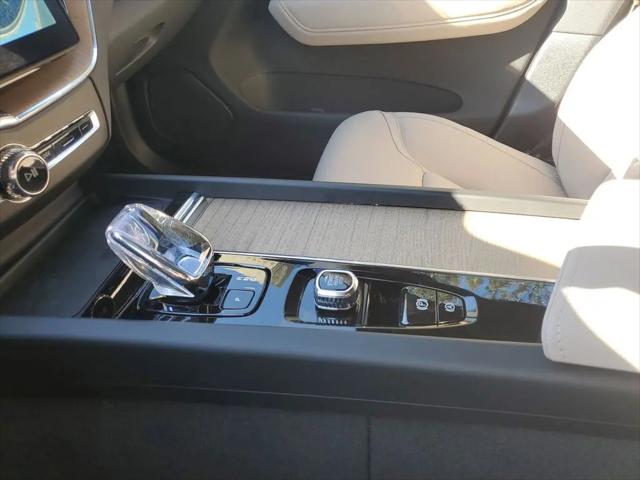 2026 Volvo XC60 Plug-In Hybrid Plus, T8 AWD Electric/Gasoline, Dark