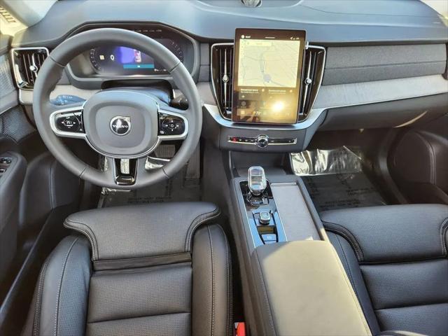2026 Volvo XC90 Ultra Dark Theme, B6 AWD Gas (mild hybrid), Gasoline, 7 Seats