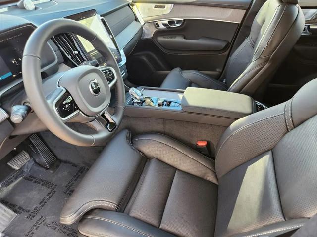 2026 Volvo XC90 Ultra Dark Theme, B6 AWD Gas (mild hybrid), Gasoline, 7 Seats