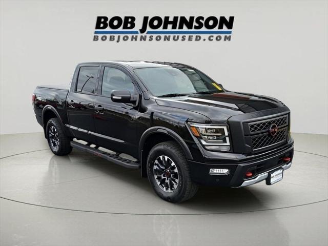 2023 Nissan TITAN Crew Cab PRO-4X 4x4