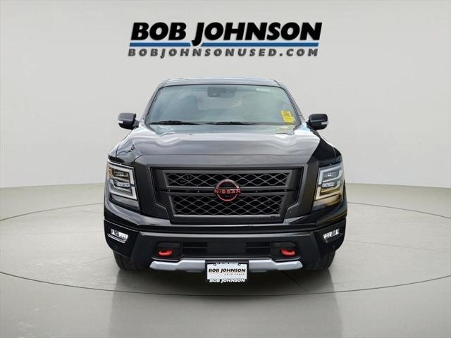 2023 Nissan TITAN Crew Cab PRO-4X 4x4