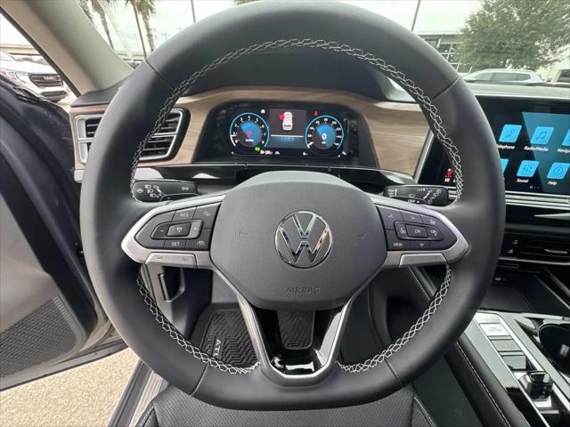 2026 Volkswagen Atlas SE with Technology