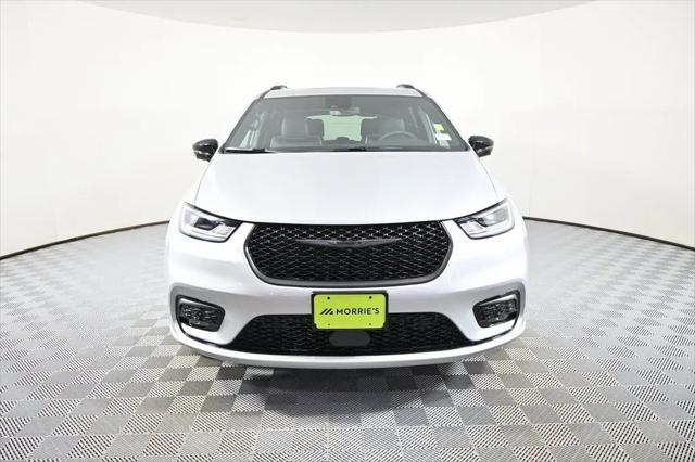 2026 Chrysler Pacifica Limited AWD
