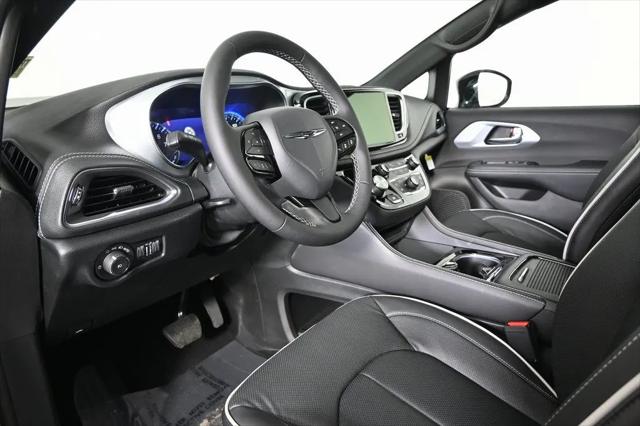 2026 Chrysler Pacifica Limited AWD