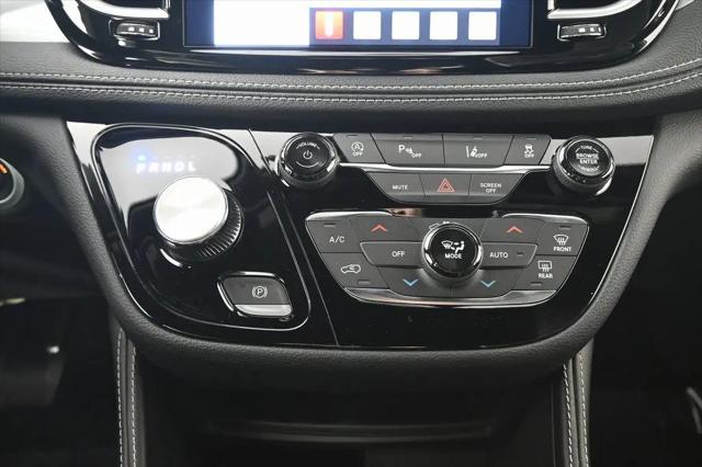 2026 Chrysler Pacifica Limited AWD