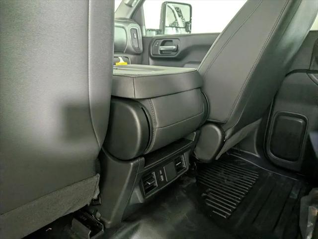 2025 GMC Sierra 3500HD Pro