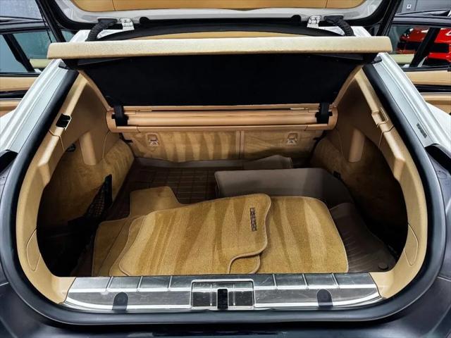 2015 Porsche Panamera 4