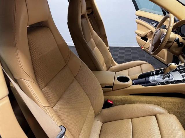 2015 Porsche Panamera 4