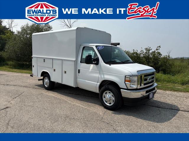 2025 Ford E-350 Cutaway Base for sale in Hartford, WI