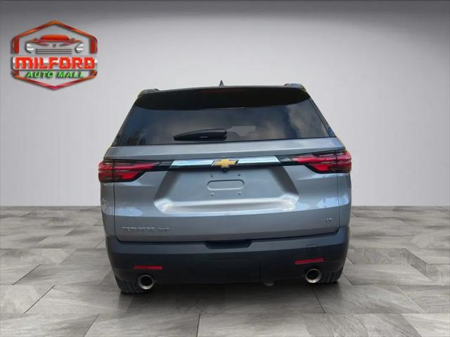 2023 Chevrolet Traverse AWD LT Cloth