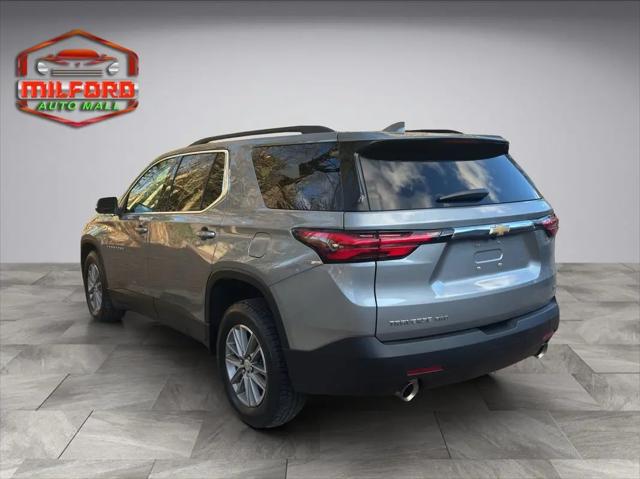 2023 Chevrolet Traverse AWD LT Cloth