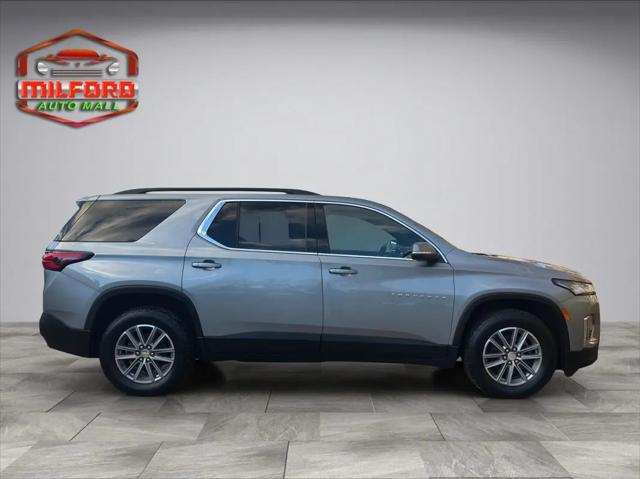 2023 Chevrolet Traverse AWD LT Cloth