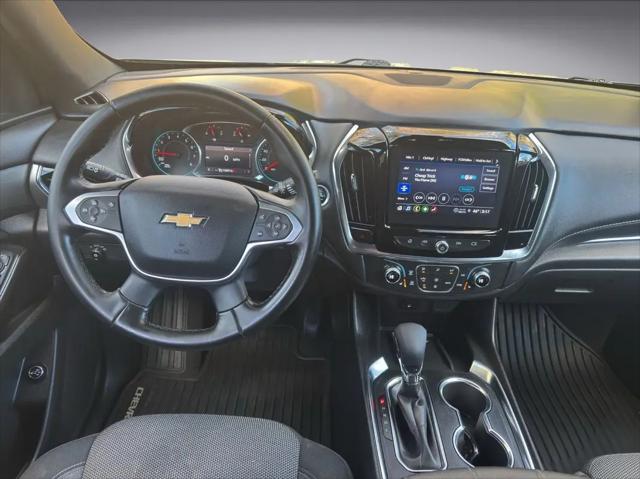 2023 Chevrolet Traverse AWD LT Cloth