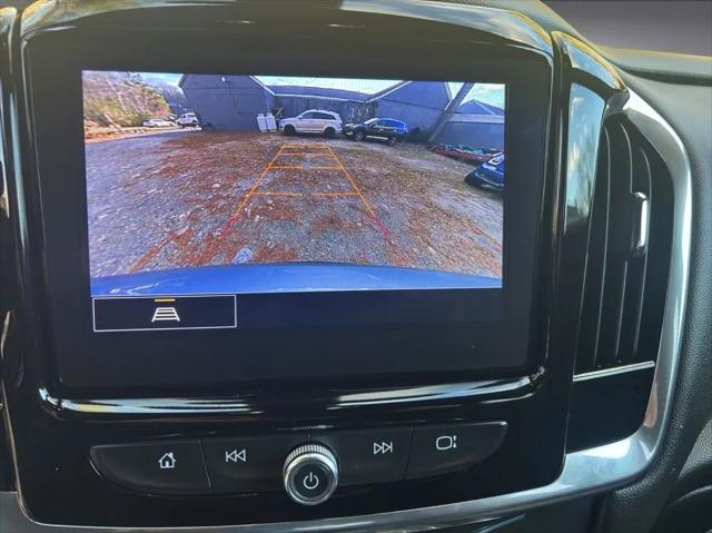 2023 Chevrolet Traverse AWD LT Cloth