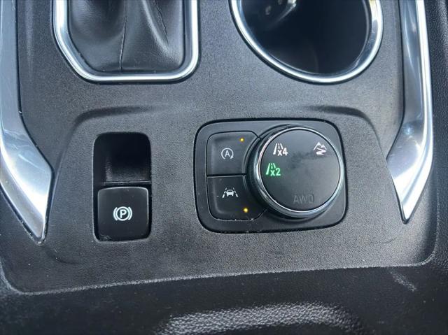 2023 Chevrolet Traverse AWD LT Cloth