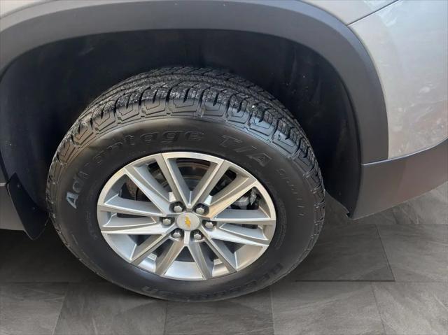 2023 Chevrolet Traverse AWD LT Cloth