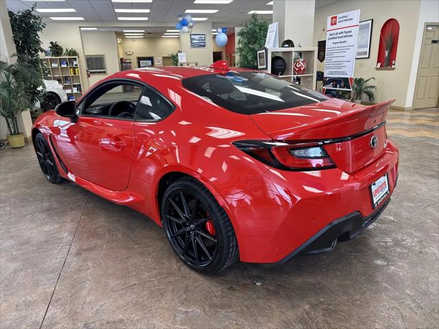 2025 Toyota GR86 Premium