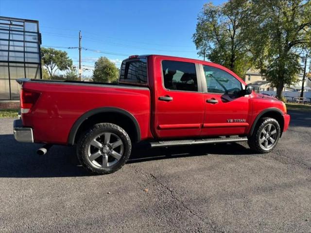 2015 Nissan Titan SV