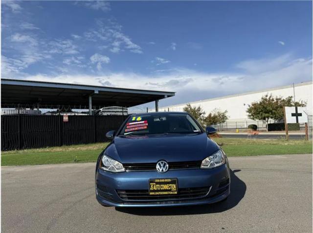 2016 Volkswagen Golf TSI S 4-Door