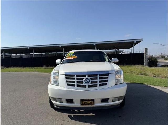2007 Cadillac Escalade Standard