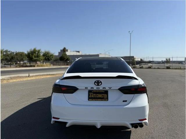 2018 Toyota Camry SE