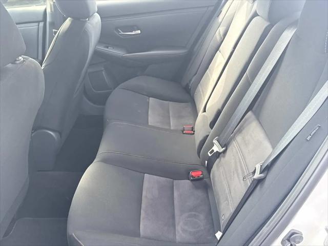 2024 Nissan Sentra SR Xtronic CVT