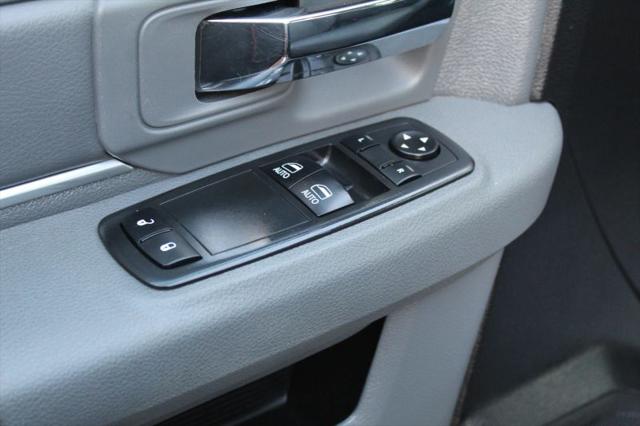 2017 Ram 3500 Tradesman Regular Cab 4x4 8' Box