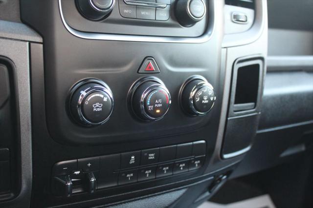 2017 Ram 3500 Tradesman Regular Cab 4x4 8' Box