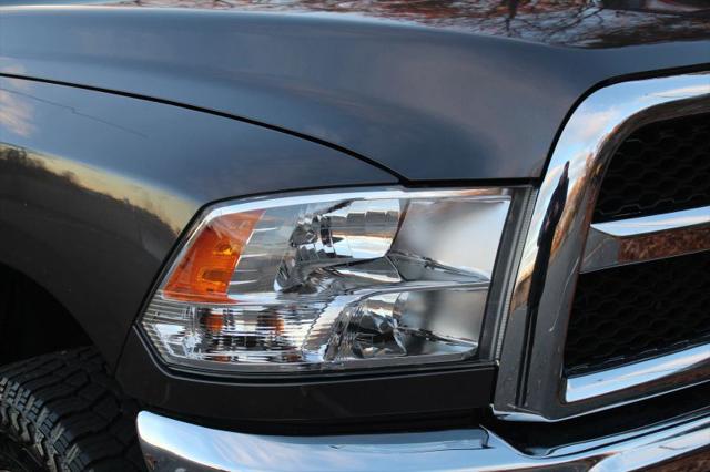 2017 Ram 3500 Tradesman Regular Cab 4x4 8' Box