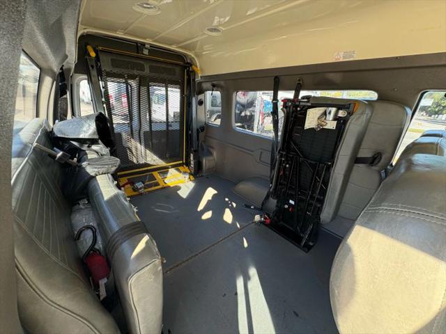 2010 Ford E-250 Base