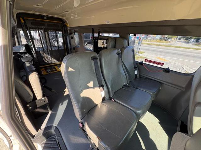 2010 Ford E-250 Base