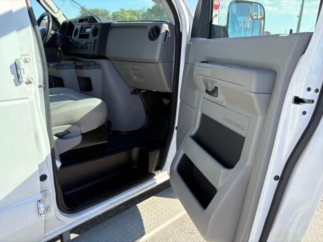 2010 Ford E-250 Base