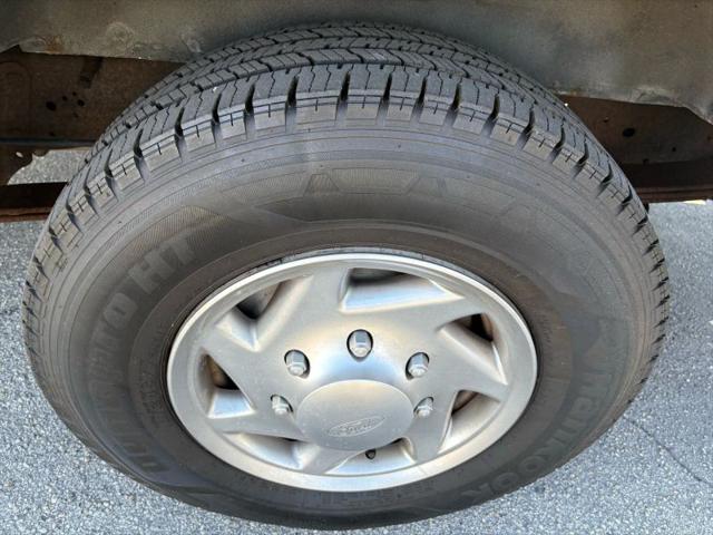 2010 Ford E-250 Base