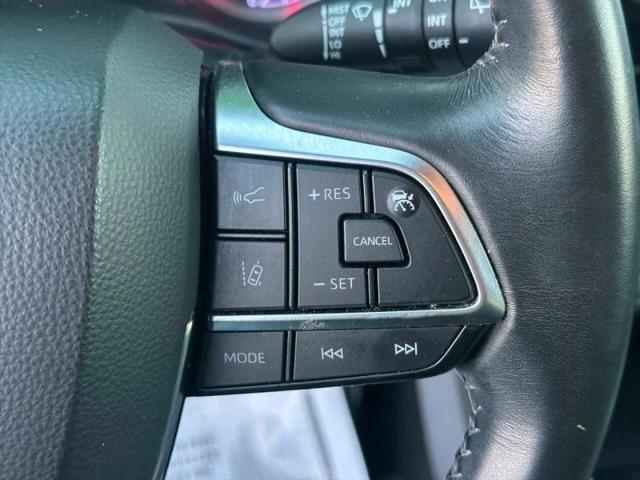 2020 Toyota Highlander LE